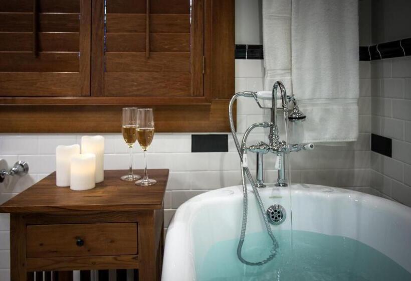 جناح سرير كينج, Calistoga Wine Way Inn