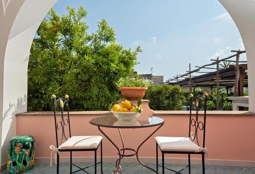 اتاق لوکس با چشم‌انداز باغ, Boutique Hotel Casa Mariantonia