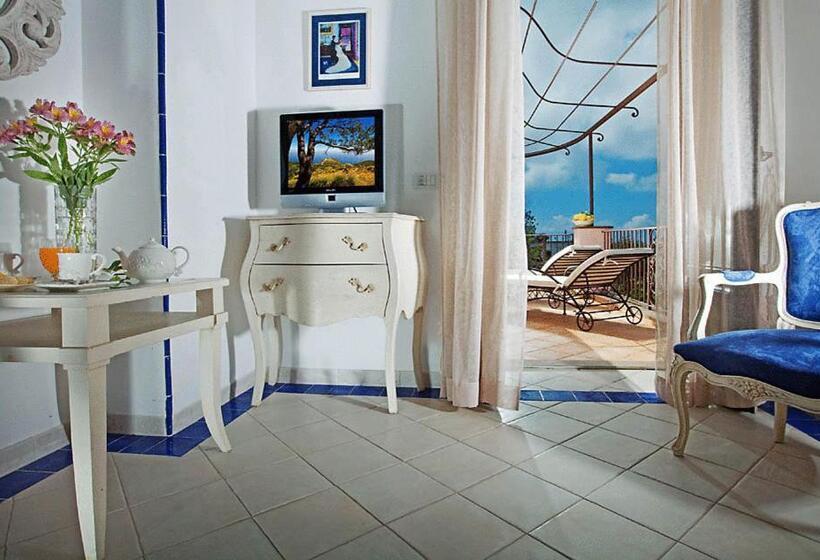 سوییت با چشم‌انداز دریا, Boutique Hotel Casa Mariantonia