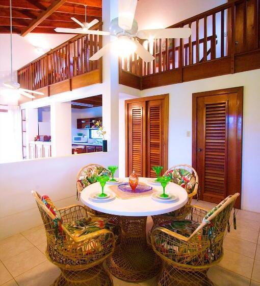 جناح, Caribbean Villas