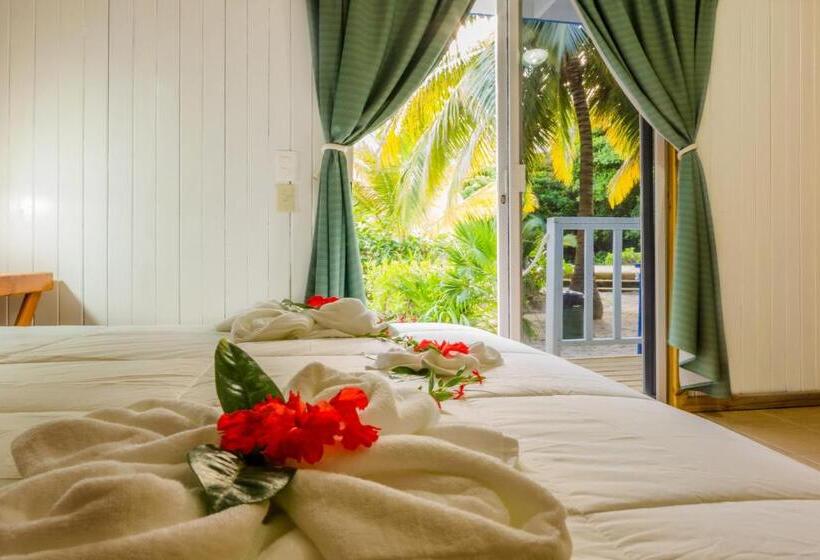 غرفة ديلوكس مطلّة علي البحر, Caribbean Villas