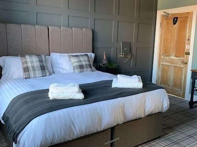 اتاق لوکس, Castle View Bed And Breakfast