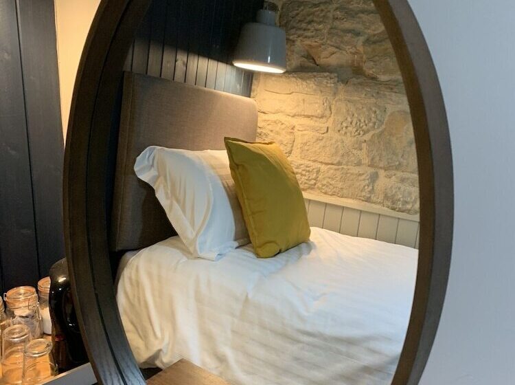 اتاق استاندارد, Castle View Bed And Breakfast