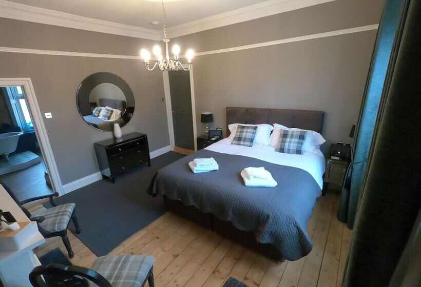 سوییت لوکس, Castle View Bed And Breakfast