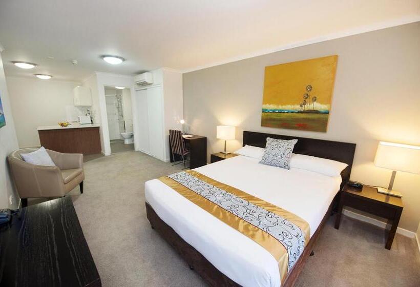 استودیوی استاندارد, Gladstone City Central Apartment Hotel Official