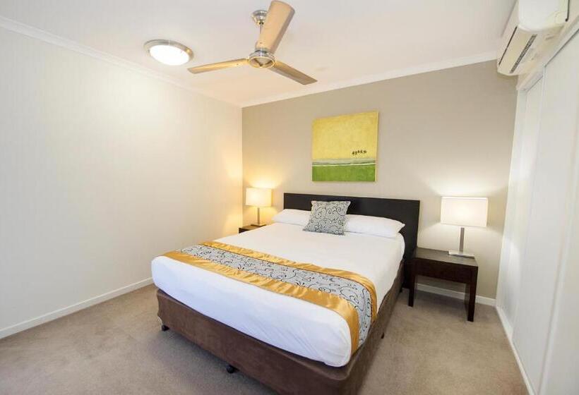 استودیوی استاندارد, Gladstone City Central Apartment Hotel Official