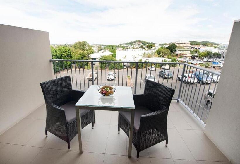 استودیوی استاندارد, Gladstone City Central Apartment Hotel Official