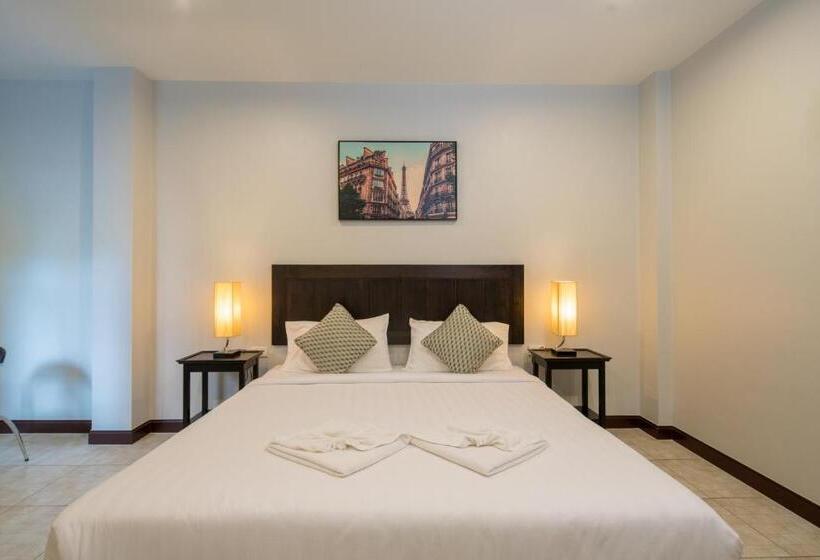 إستوديو ديلوكس, Amarin Hotel Patong