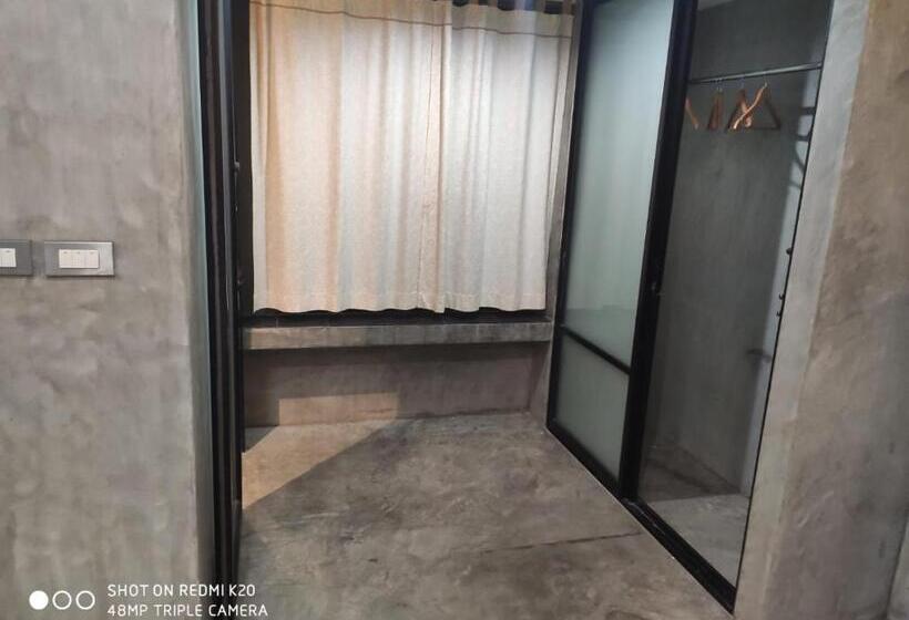 침실 2개 아파트, Amarin Hotel Patong
