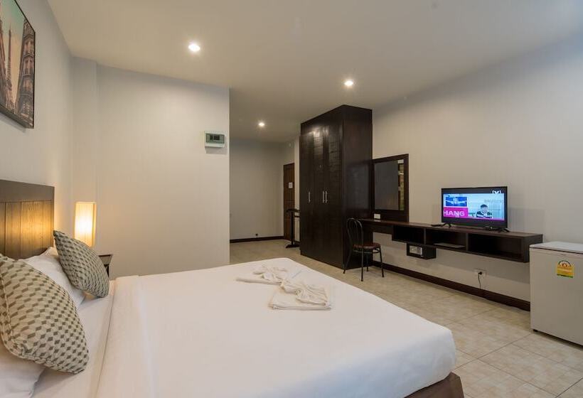 إستوديو ديلوكس, Amarin Hotel Patong