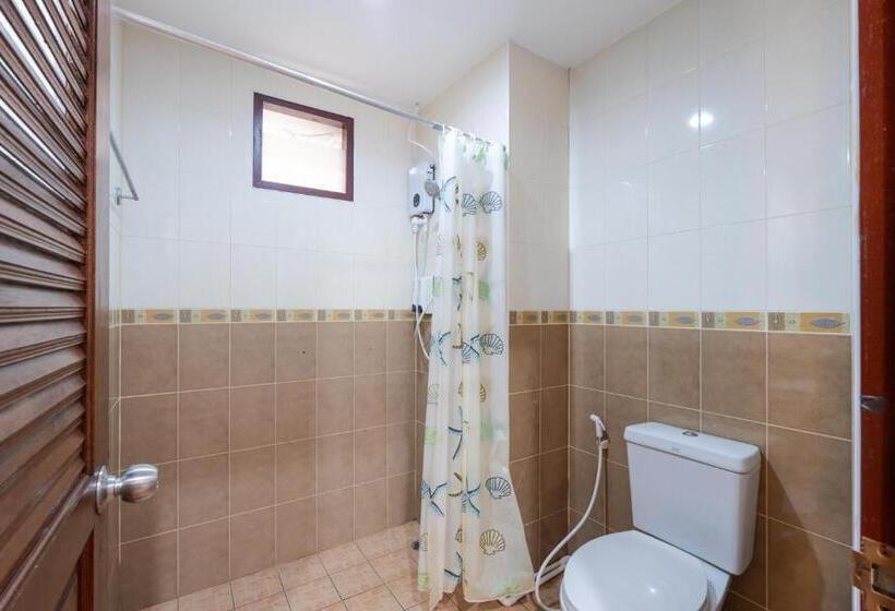 غرفة سوبيريور رباعية, Amarin Hotel Patong