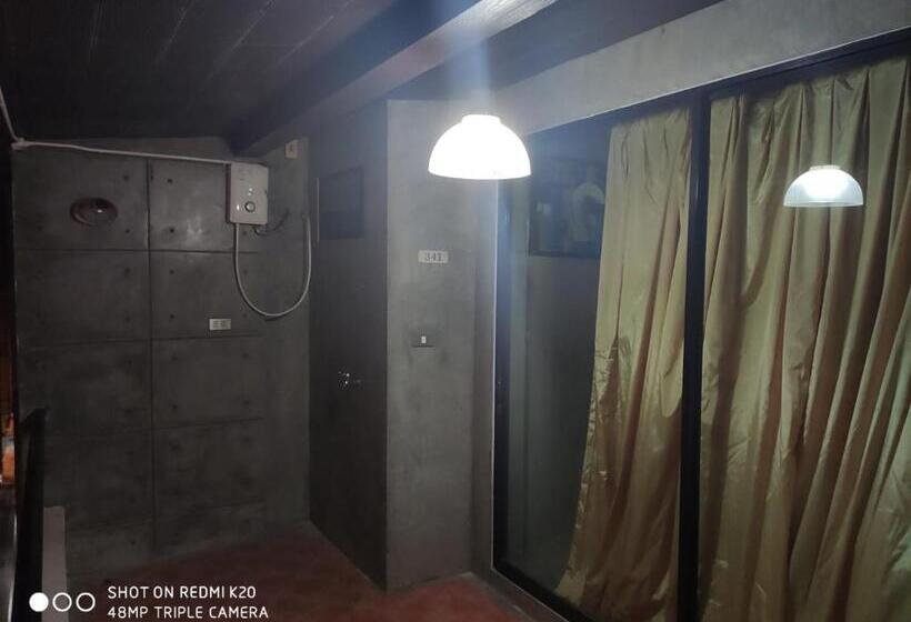 شقة غرفتين, Amarin Hotel Patong