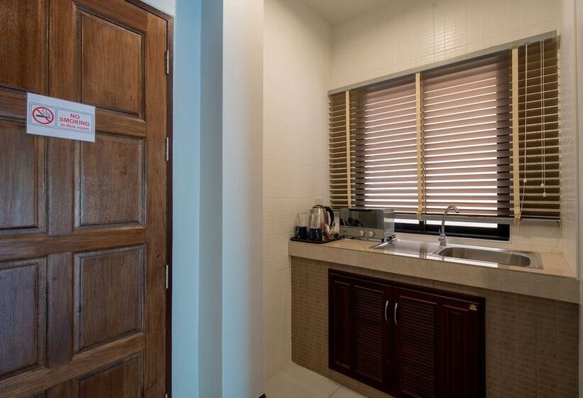 شقة ديلوكس غرفة واحدة, Amarin Hotel Patong