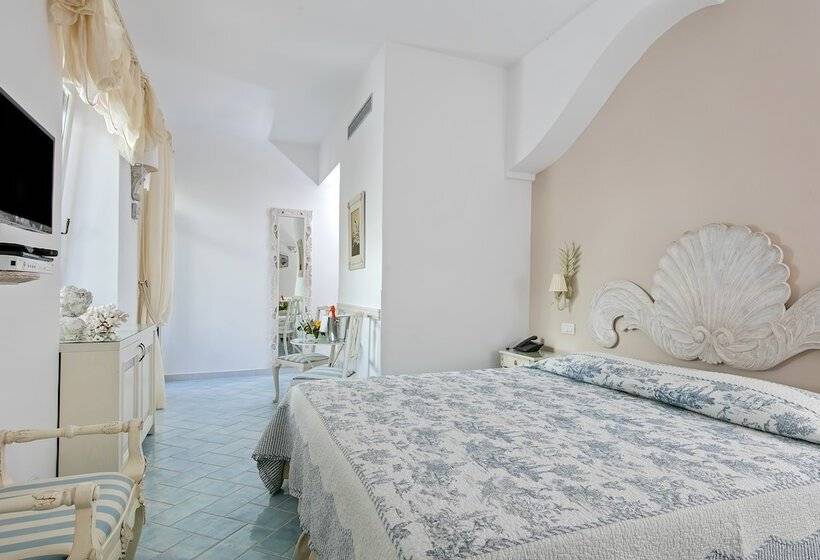 Superior Room with Terrace, Boutique Hotel Casa Mariantonia