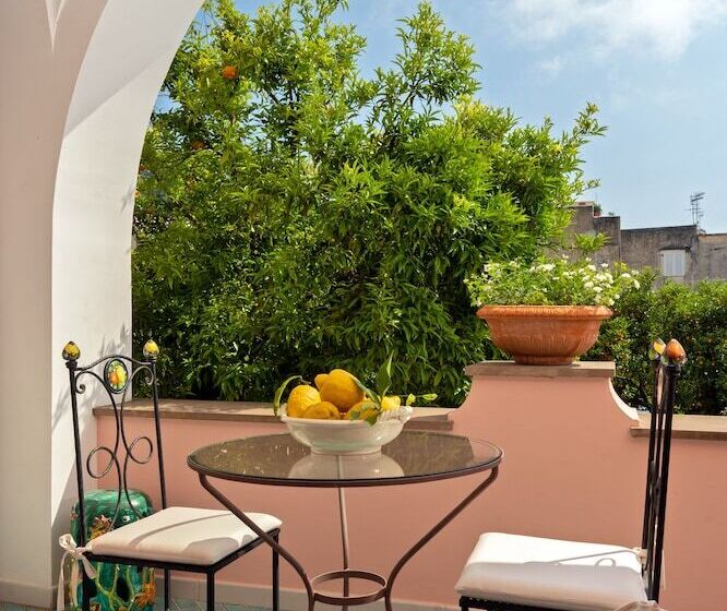 سوئیت جونیور با چشم‌انداز باغ, Boutique Hotel Casa Mariantonia