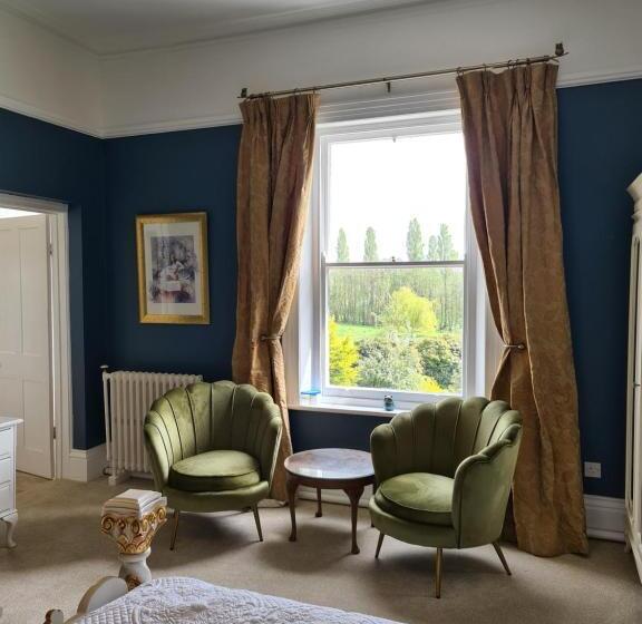 غرفة سوبيريور سرير كينج, Broom Hall Country