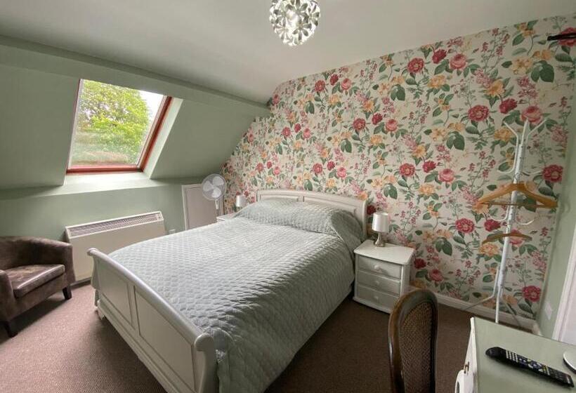 غرفة قياسية, Broom Hall Country