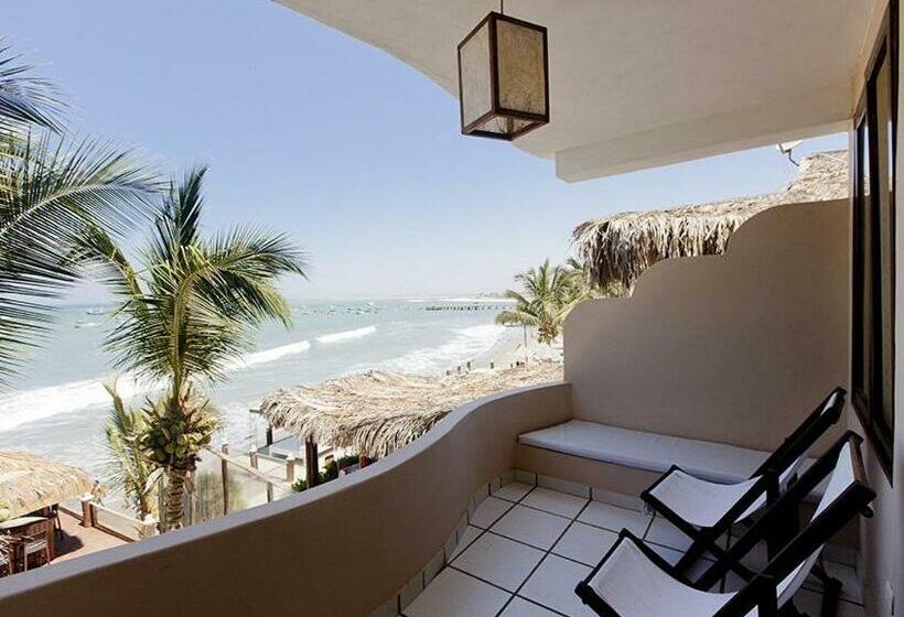 חדר סטנדרט לארבעה, Grandmare & Bungalows