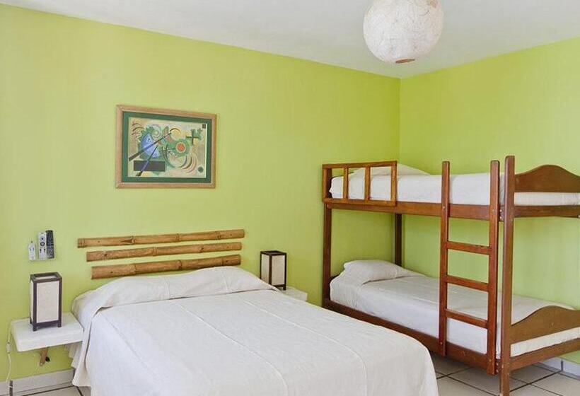 חדר סטנדרט לארבעה, Grandmare & Bungalows