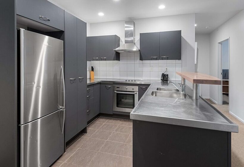 شقة غرفتين, Quality Hotel Oceans Tutukaka