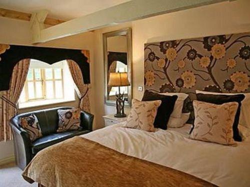 חדר סטנדרט, Brace Of Pheasants