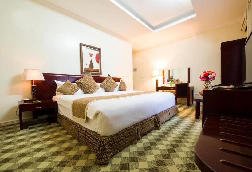 Executive Szoba, The Manor