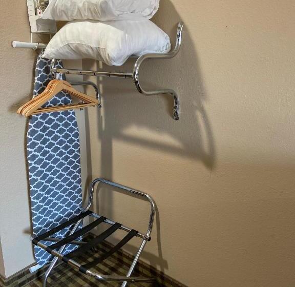 家庭套房, Victorian Inn