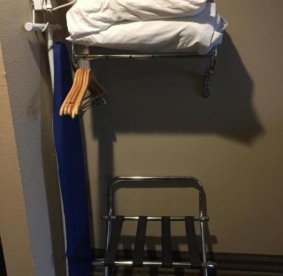 家庭套房, Victorian Inn