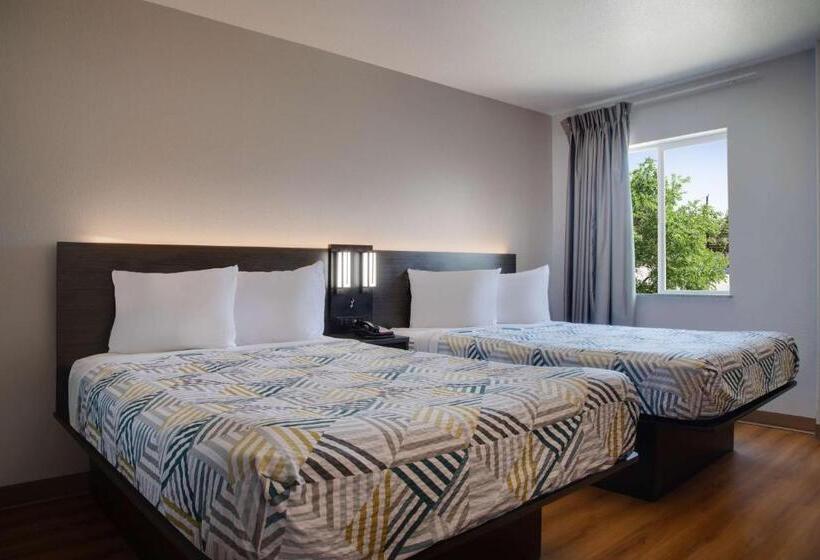 اتاق استاندارد چهار تخته, Motel 6san Antonio, Tx  Airport