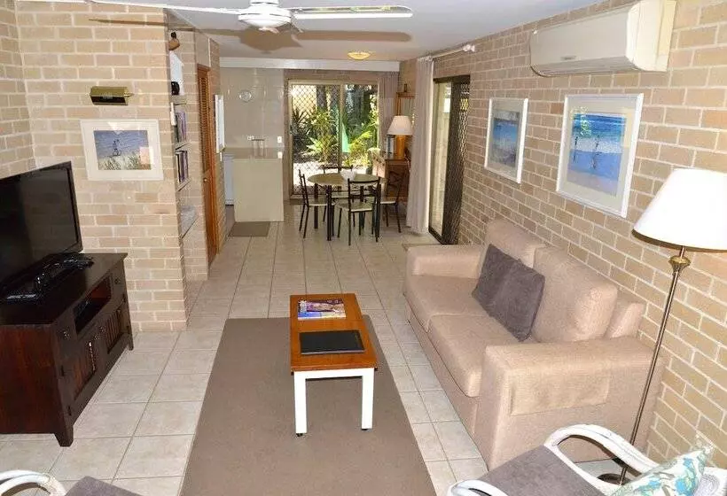 Rivitalo 2 Makuuhuonetta, Noosa Village River Resort