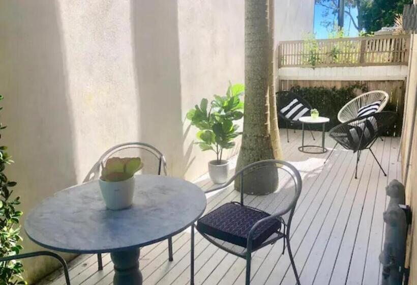 带露台两卧住房, Noosa Village River Resort