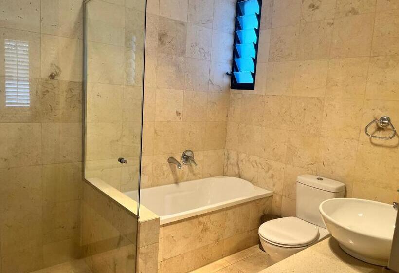 וילה בת 3 חדרי שינה, Noosa Village River Resort