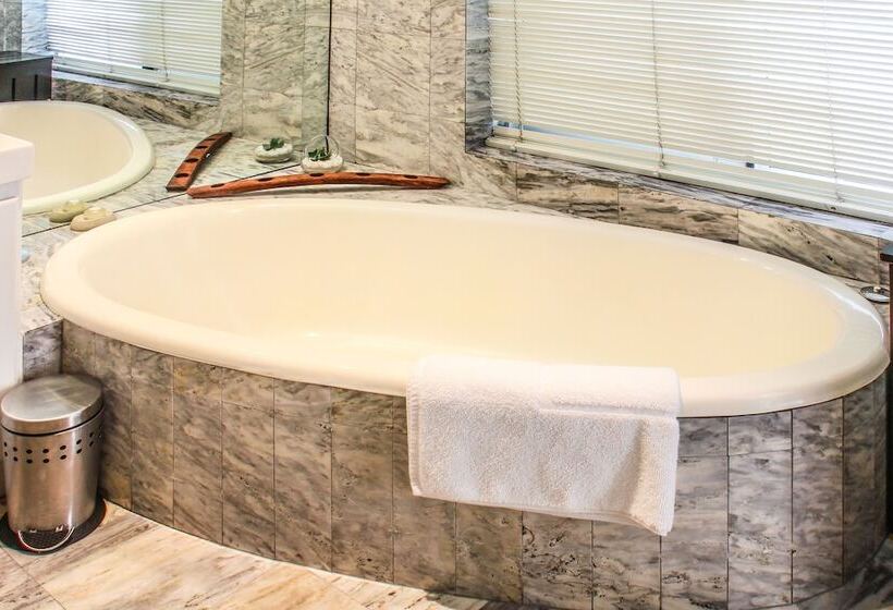 اتاق کلاسیک, 3 On Camps Bay