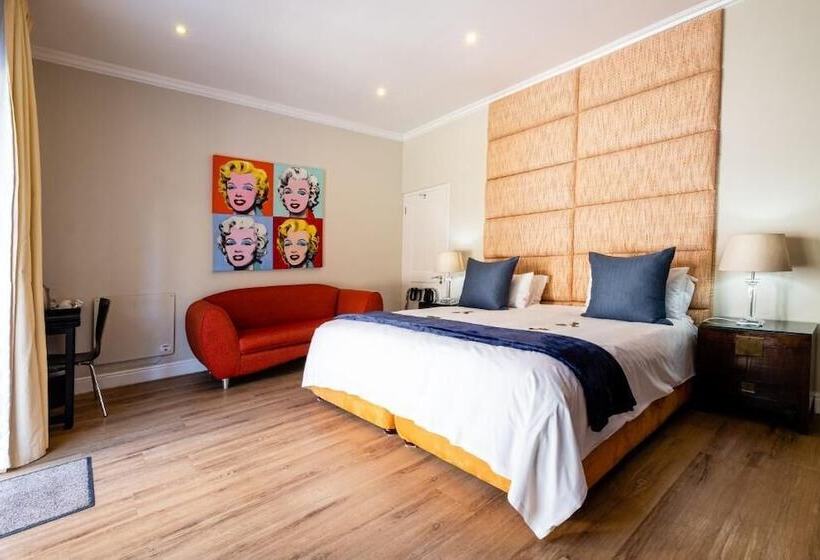 اتاق کلاسیک, 3 On Camps Bay