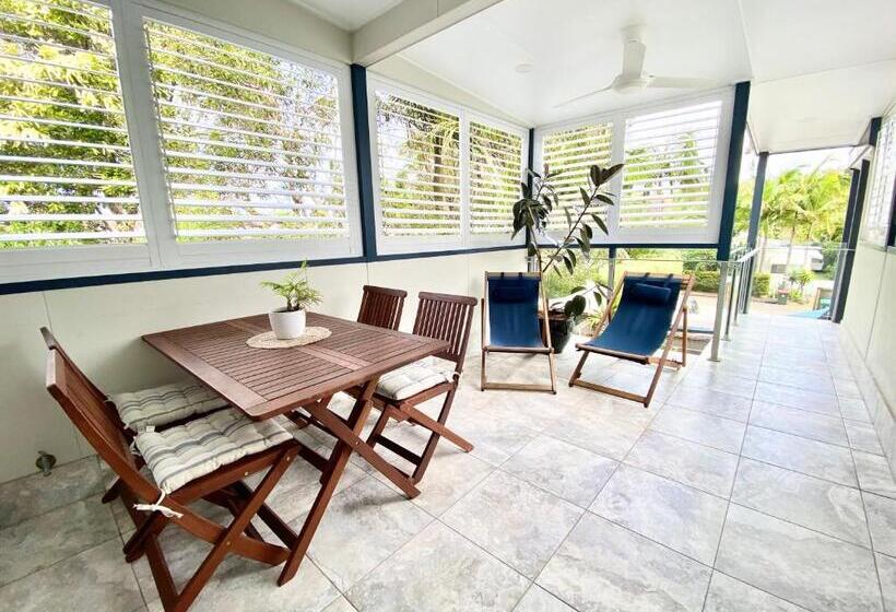 2 Bedroom Superior Room, Bayhaven Lodge