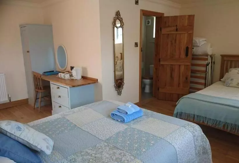 ファミリールーム, Church Farm Accommodation