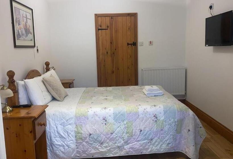 Номер Стандарт, Church Farm Accommodation
