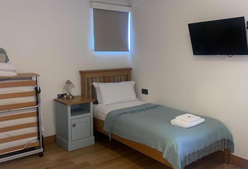 家庭间, Church Farm Accommodation