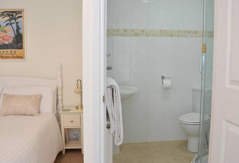 スタンダードルーム, East Lyn House