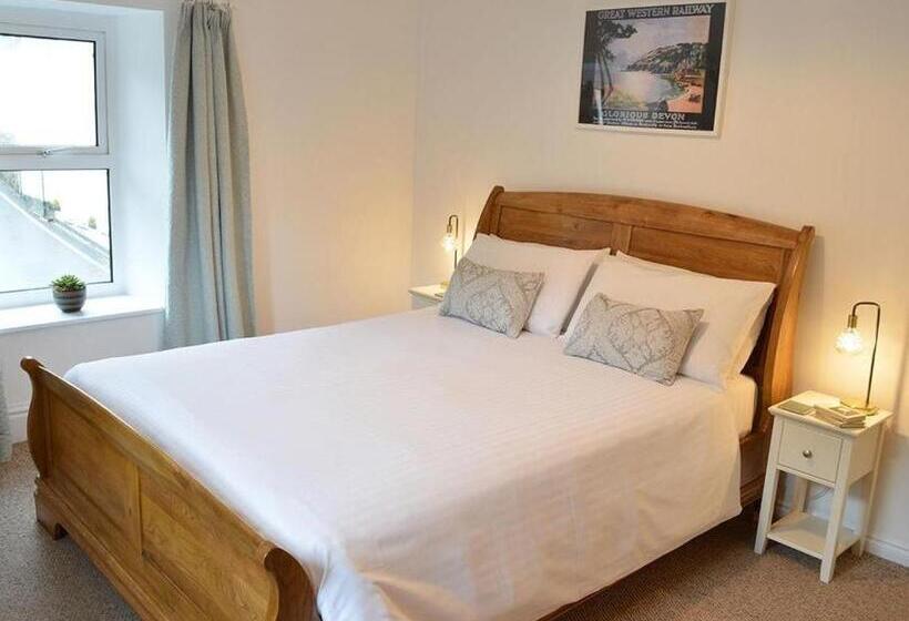 디럭스 룸 킹사이즈 침대, East Lyn House