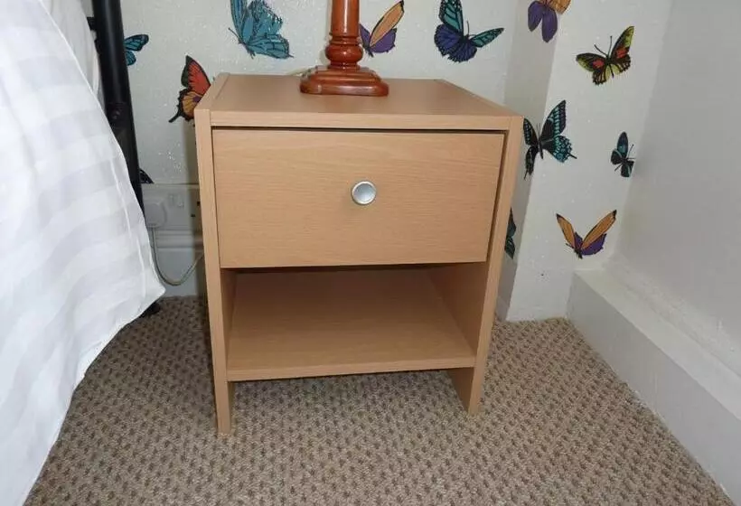 デラックスの４人部屋, The Northwood