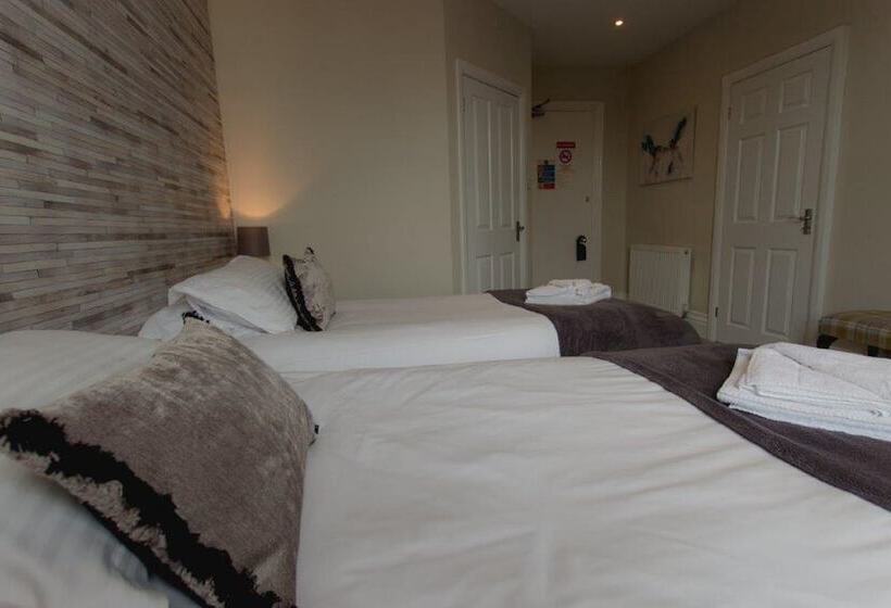 スタンダードルーム, The Royal Station