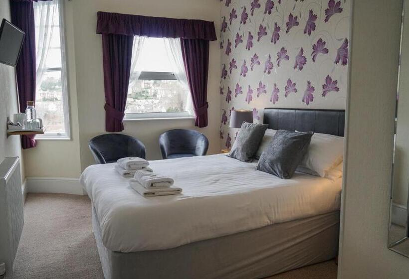 Suite Familiar, The Sandpiper Guest House