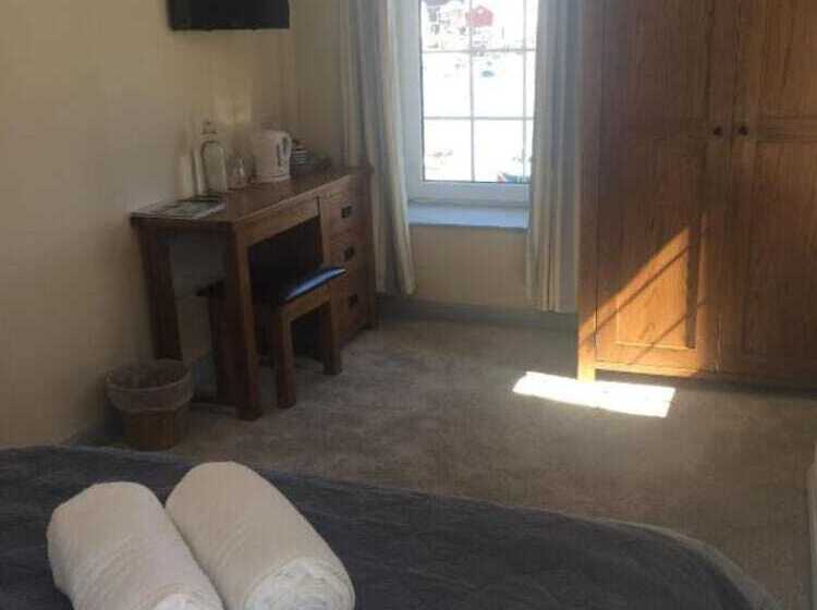 اتاق استاندارد, The Wheelhouse