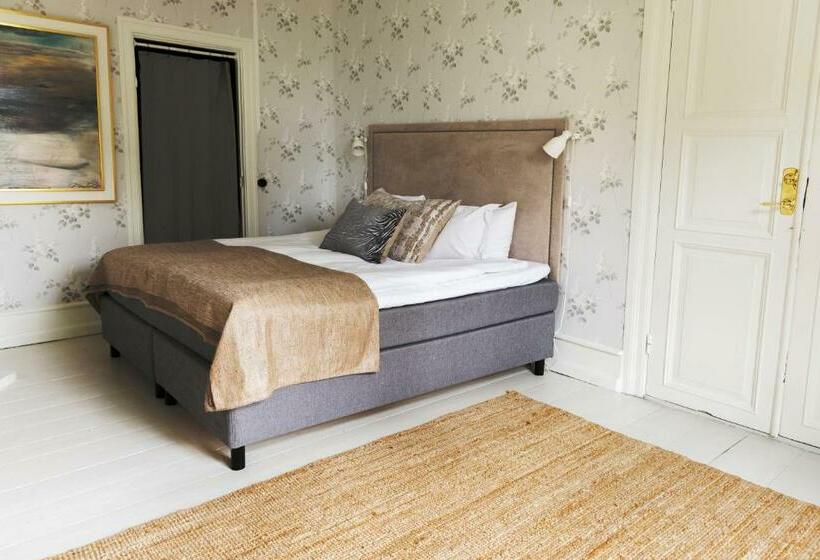 Номер Стандарт, Grå Gåsen