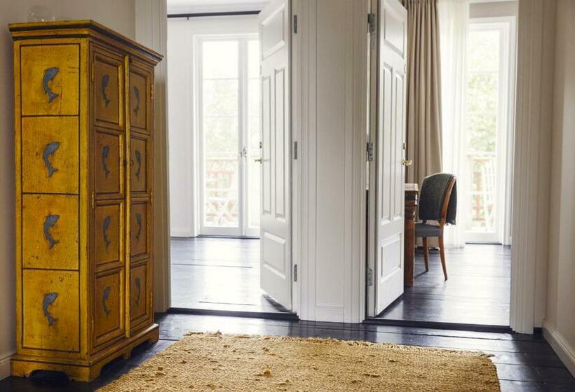 Номер Стандарт, Grå Gåsen