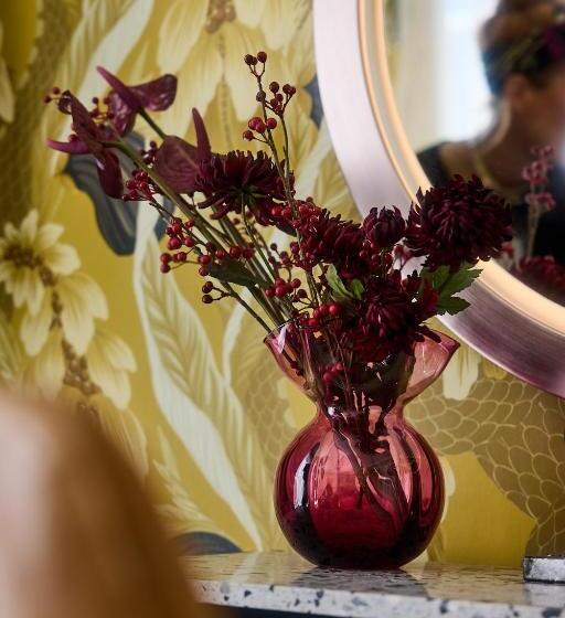 Номер Стандарт, Grå Gåsen