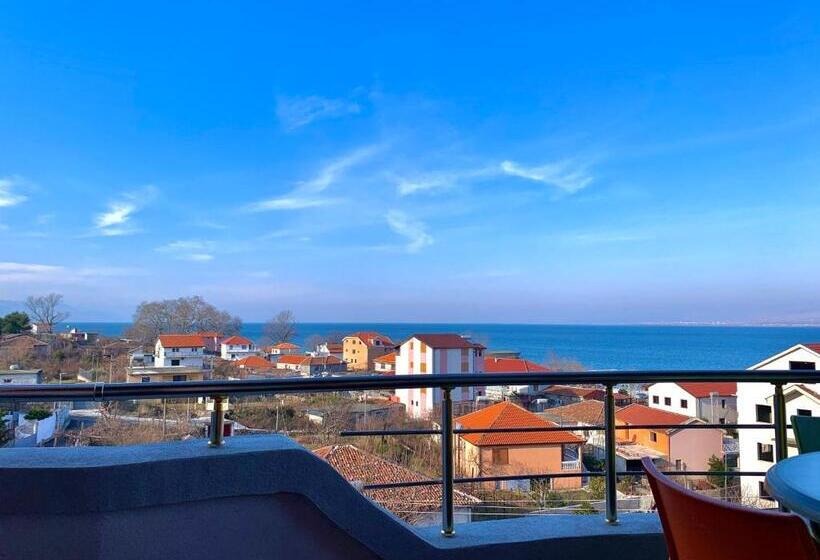 اتاق استاندارد با تخت بزرگ, Casadolcecasa