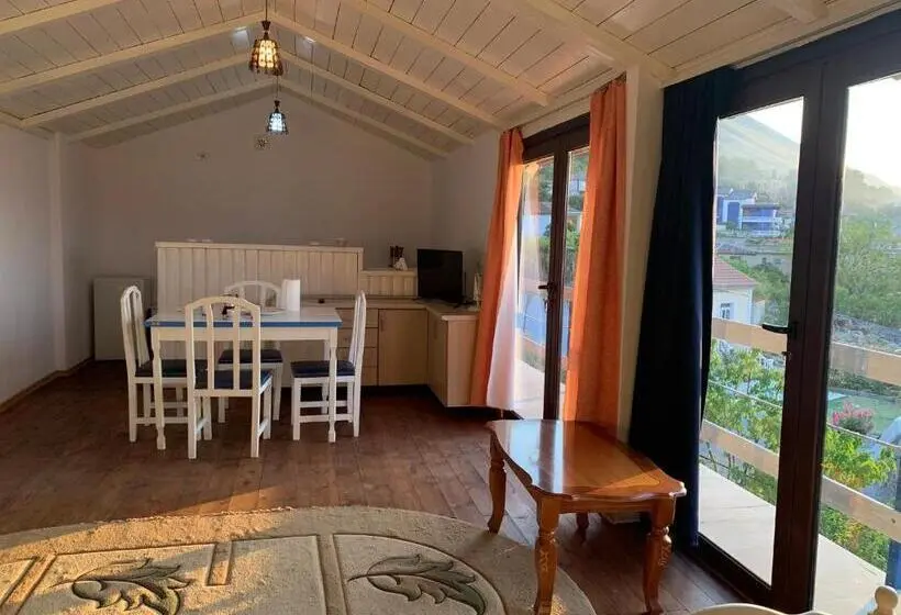 Bungalow Standard, Casadolcecasa
