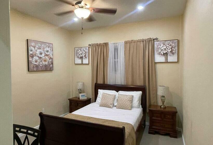 Suite, The Colosseum